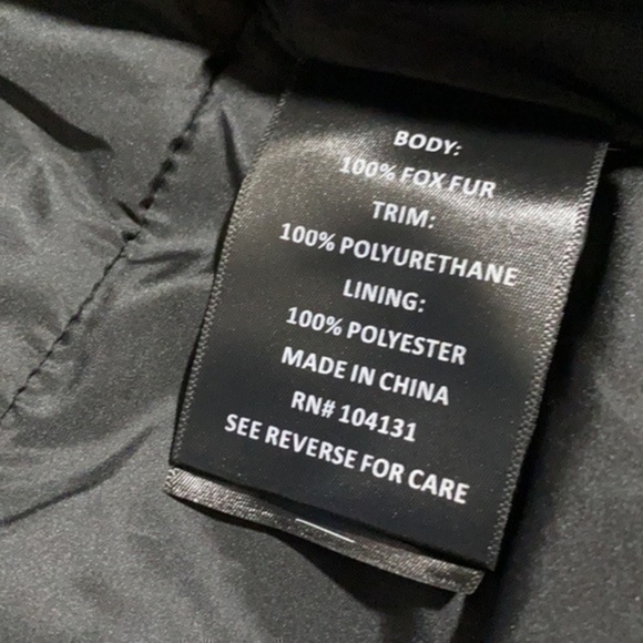 🎊Fox Fur Vest with Faux Leather Fringes🎊 - Picture 7 of 9